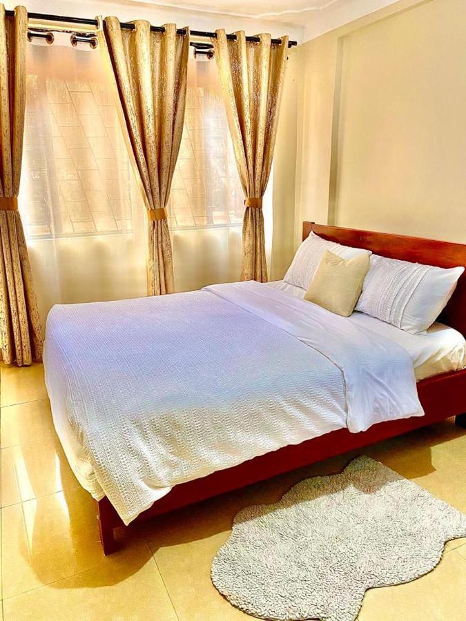 Golden Cherries Guest House Jinja Bagian luar foto